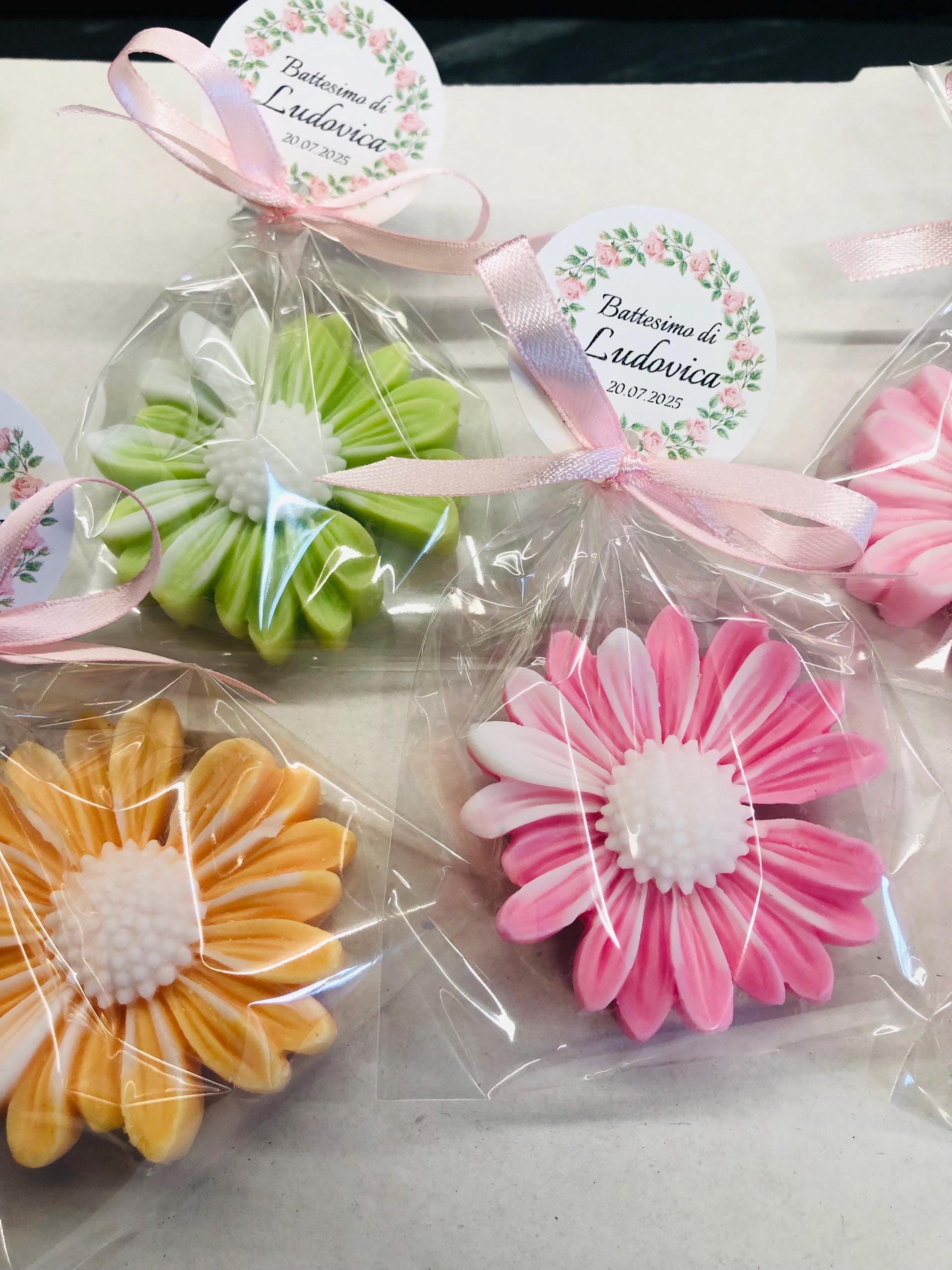 SAVON MARGHERITA PERSONNALISÉ avec sachet transparent /dragées mariage/confirmation/communion/diplôme/anniversaire/baptême/naissance