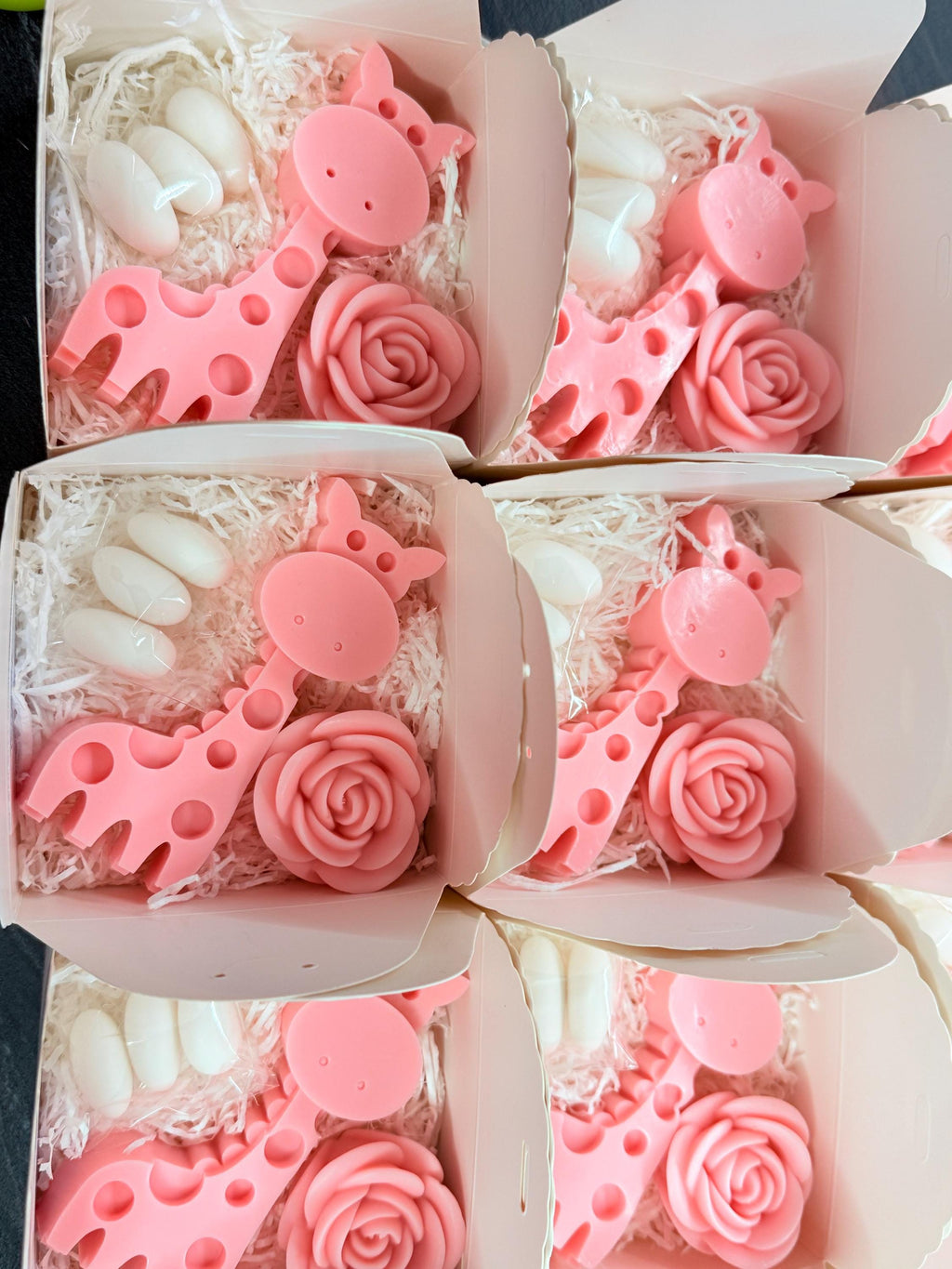"GIRAFFA+ ROSA" SOAP with box, confetti, and personalized tag