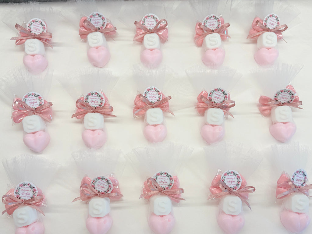 "LITTLE HEART + LETTER" Soap with Tulle, 5 Little Heart Confetti and Personalized Tag