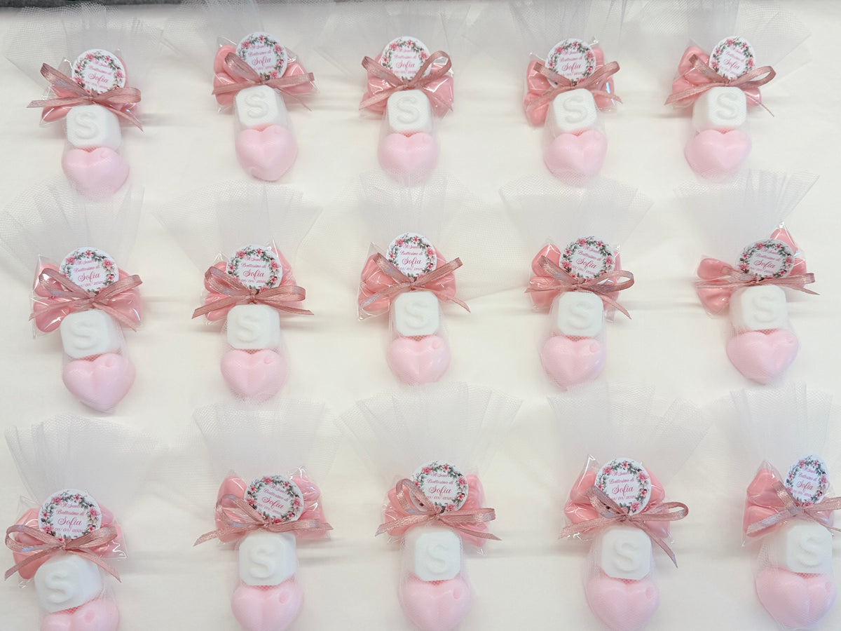 "LITTLE HEART + LETTER" Soap with Tulle, 5 Little Heart Confetti and Personalized Tag