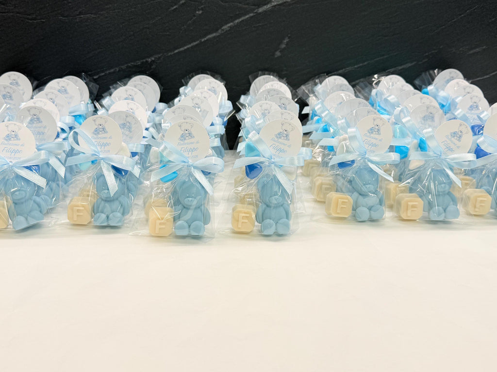 "BEAR + LETTER" SOAP with 5 heart-shaped confetti, clear bag, and personalized tag