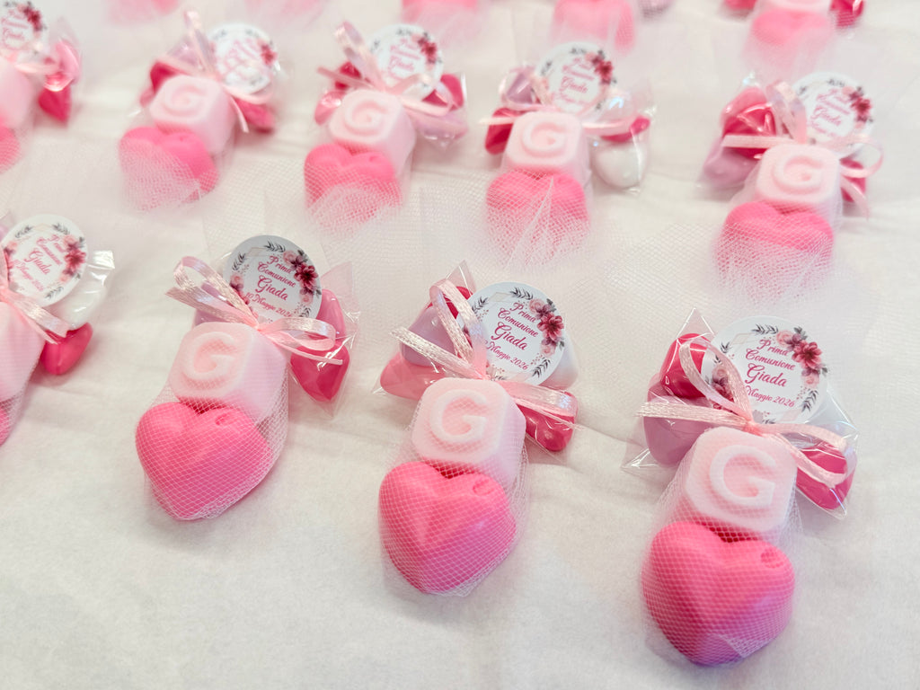 "LITTLE HEART + LETTER" Soap with Tulle, 5 Little Heart Confetti and Personalized Tag