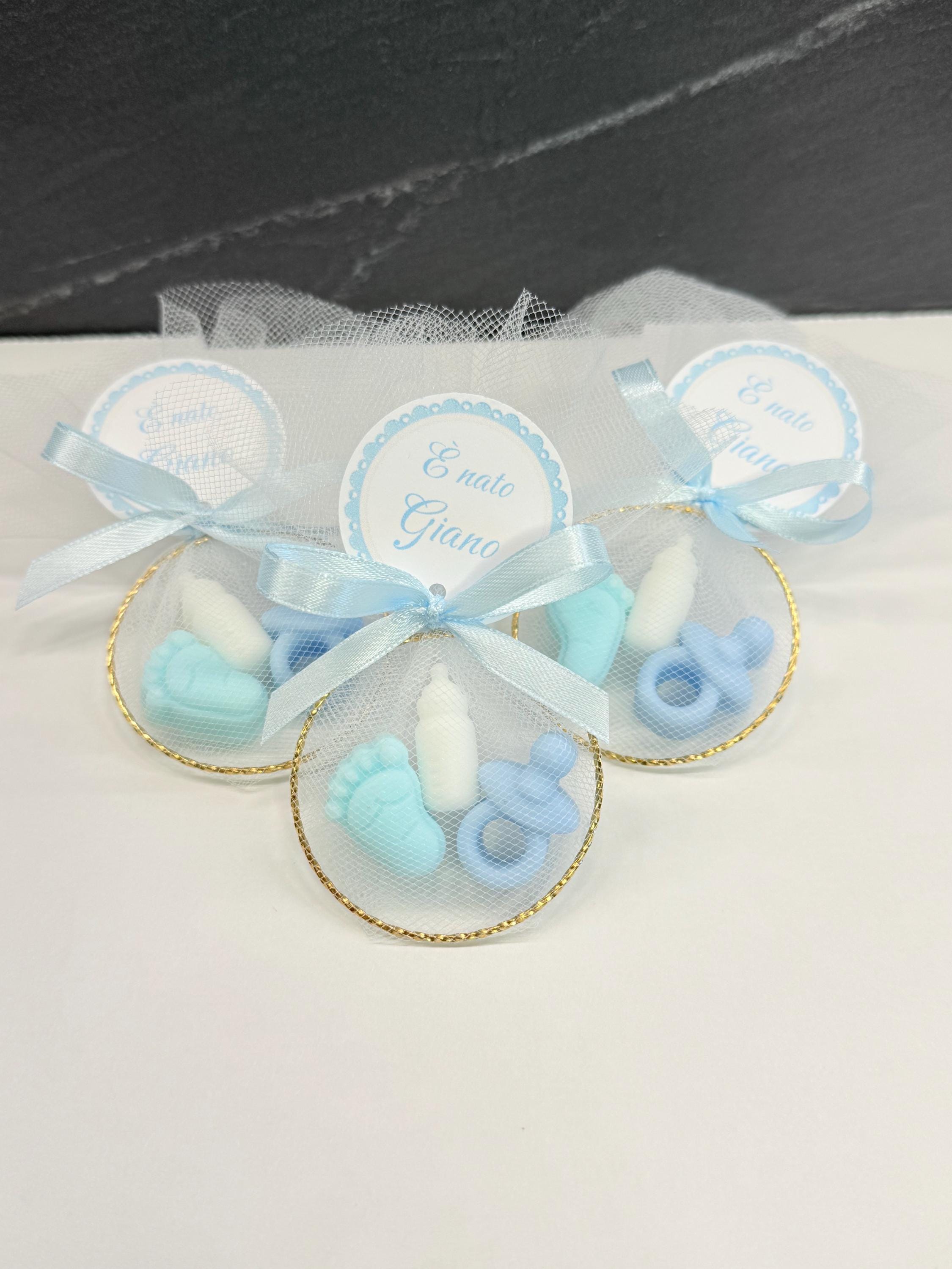 Mini savon "NAISSANCE" avec cercle, tulle et étiquette personnalisée
