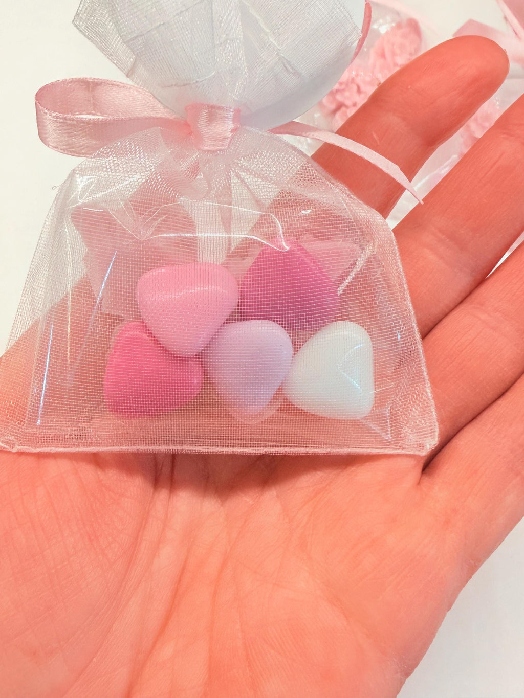 "FLORAL BUTTERFLY" SOAP with organza bag, 5 heart-shaped sugar almonds, and personalized tag