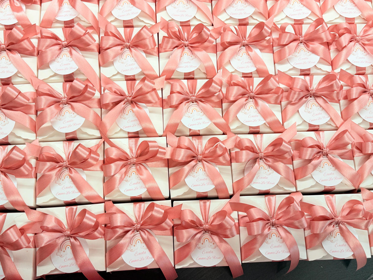 Mix BUTTERFLY and DAISY soaps with box, confetti, and personalized tag /baptism/christening/birth/birthday/communion favors