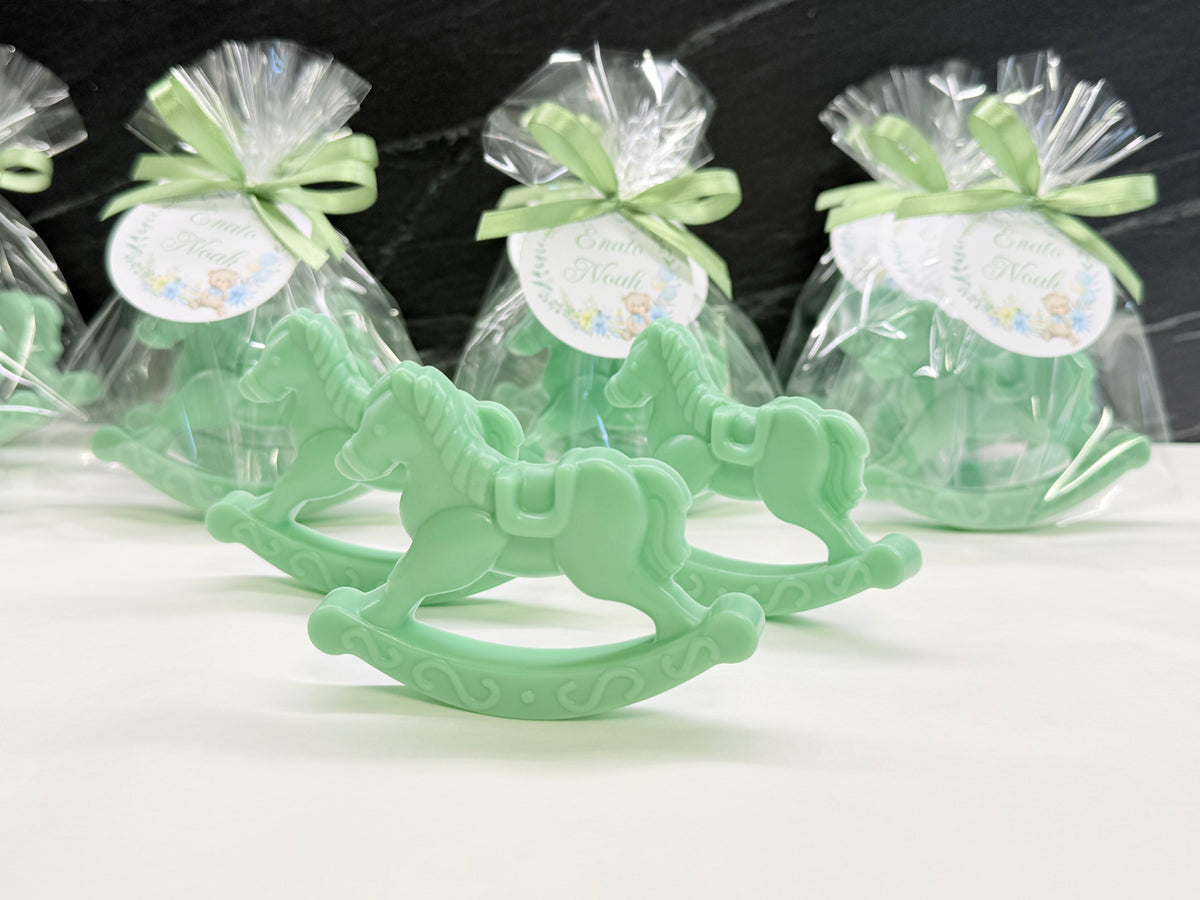 Savon "CHEVAL à BASCLUE" avec sachet transparent et étiquette personnalisée