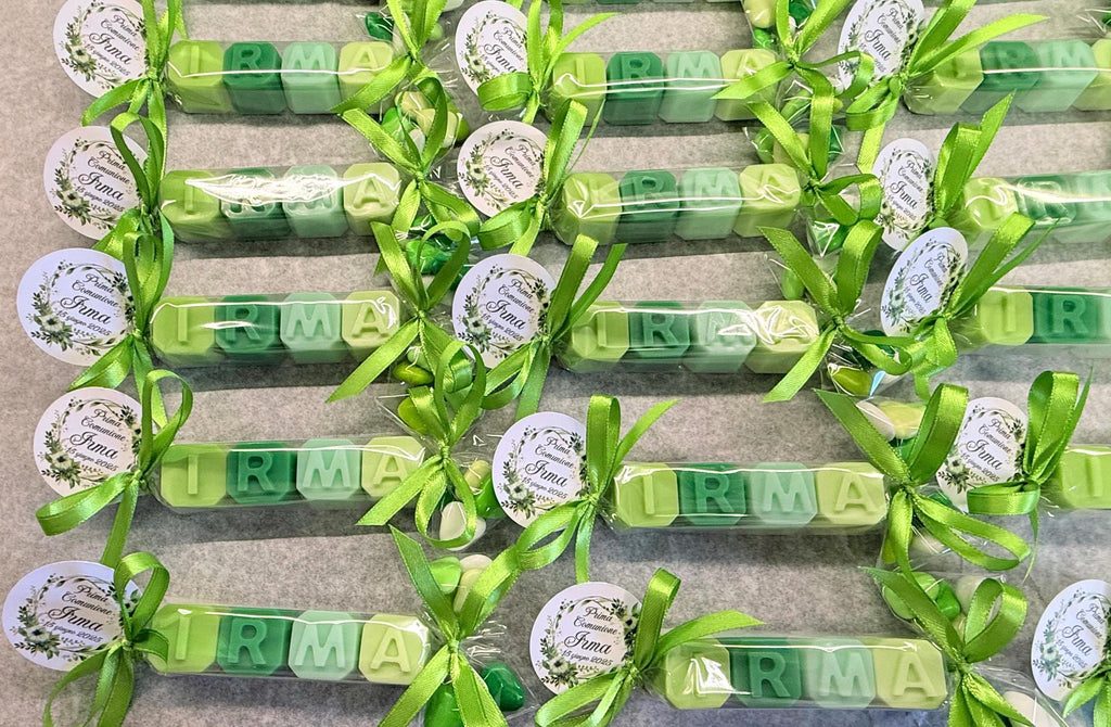 "NAME" CUSTOMIZABLE SOAP FAVORS + DRAGÉES