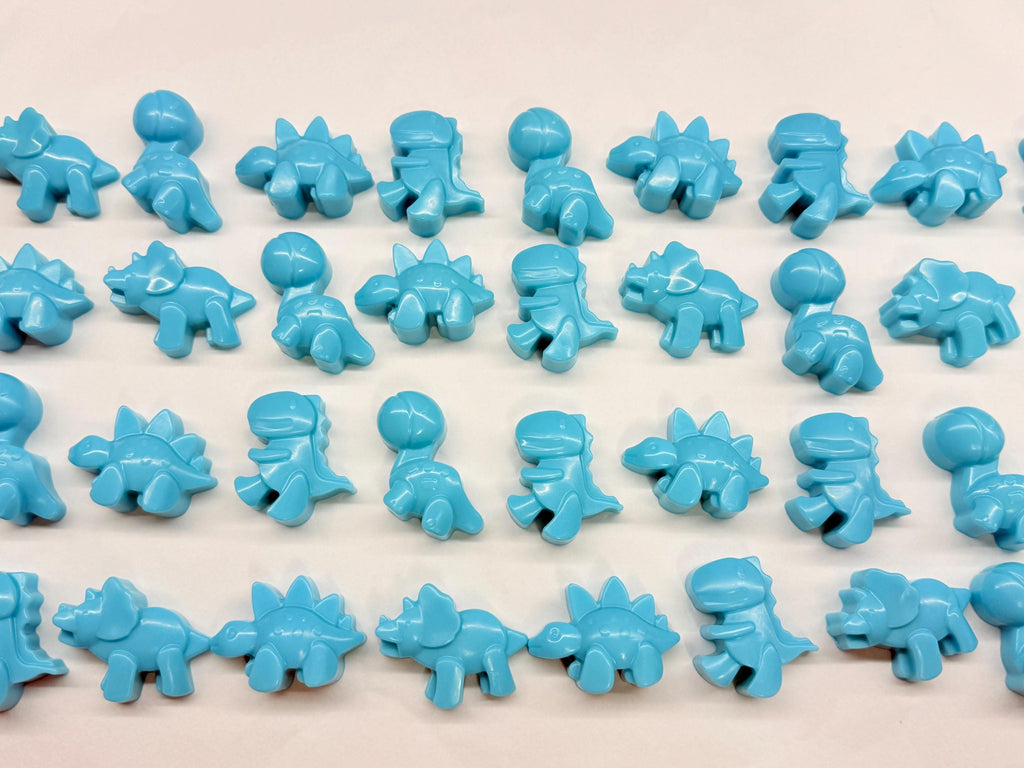 Mini savon "DINOSAURE" avec sachet transparent, 4 dragées Cœur et étiquette personnalisée
