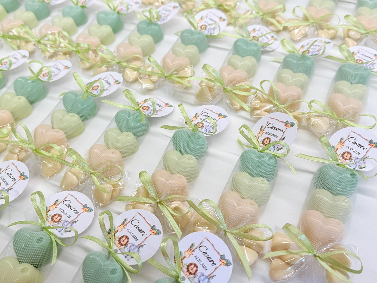 "TRIS OF HEARTS" SOAP with Tulle, 5 heart-shaped Confetti, and personalized tag