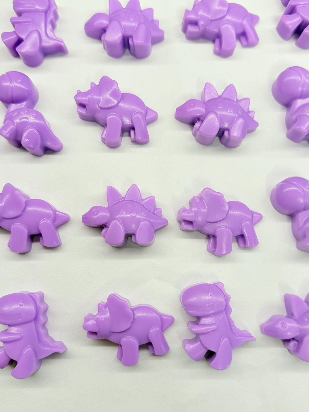 SAVON MÉLANGE DINOSAURES PERSONNALISÉ SANS EMBALLAGE